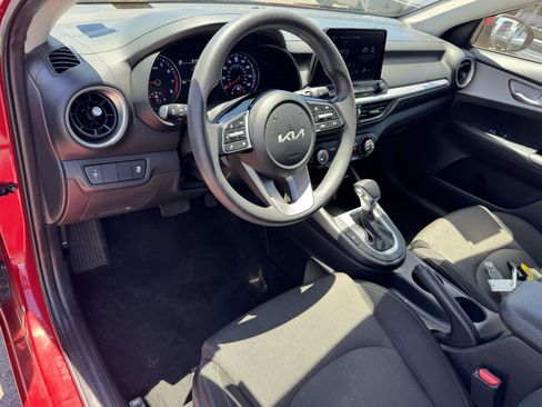 Used 2024 Kia Forte LXS FWD image 15