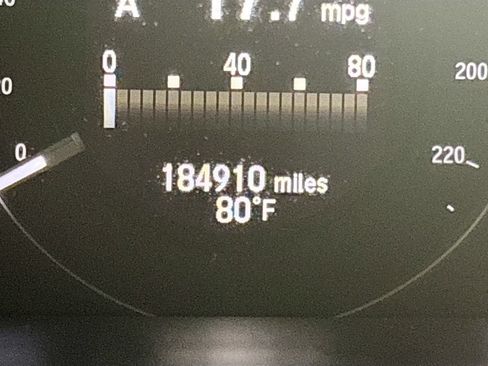 Used 2017 Honda Accord Touring image 14