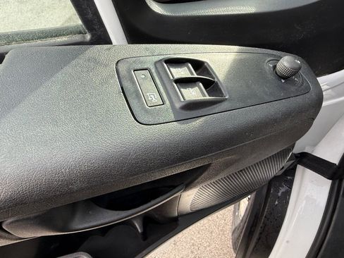 Used 2023 RAM ProMaster 2500 image 20