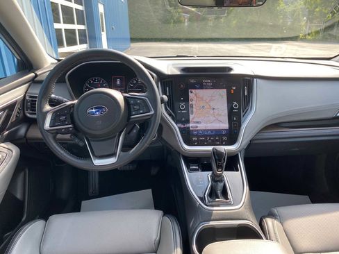 Used 2022 Subaru Outback Limited w/ Popular Package #2 image 8