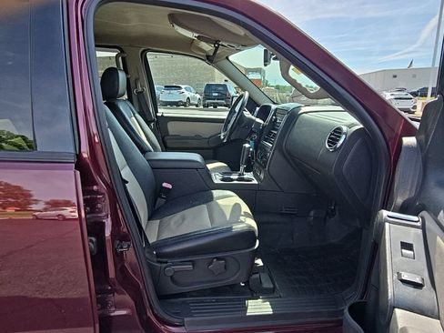 Used 2008 Ford Explorer Sport Trac Limited AWD/4WD image 37