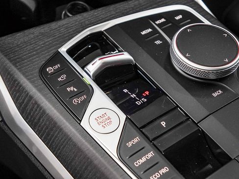 New 2026 BMW 330i Sedan w/ Convenience Package image 22