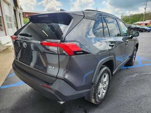 Used 2024 Toyota RAV4 XLE AWD/4WD image 8