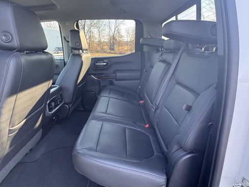 Used 2019 GMC Sierra 1500 SLT w/ SLT Premium Plus Package image 28