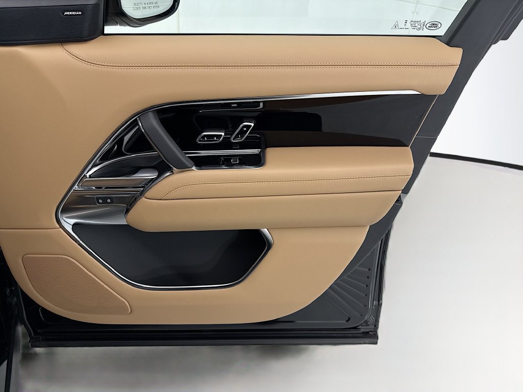 New 2026 Land Rover Range Rover SE AWD/4WD image 23