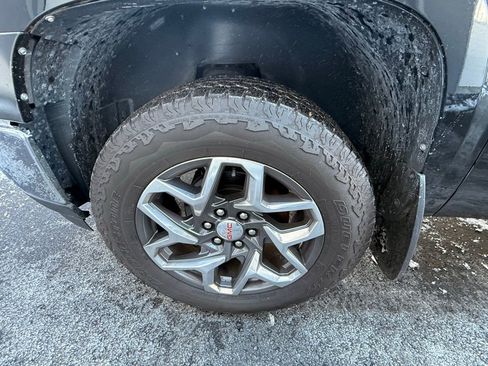 Used 2011 GMC Sierra 1500 W/T image 27