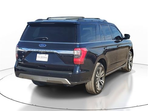Used 2021 Ford Expedition Limited image 4