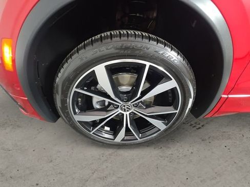 Used 2024 Volkswagen Tiguan SEL R-Line AWD/4WD image 14