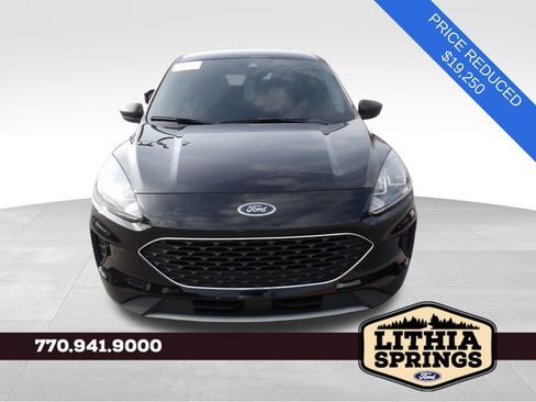 Certified 2022 Ford Escape SE image 2