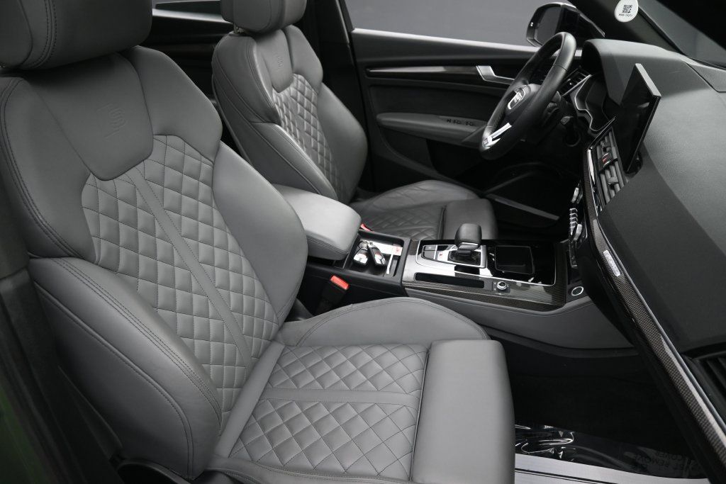 Used 2024 Audi SQ5 Prestige AWD/4WD image 30