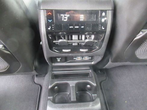 Used 2021 Jeep Grand Cherokee L Limited image 39