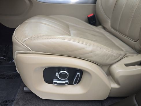 Used 2016 Land Rover Range Rover Sport HSE image 31