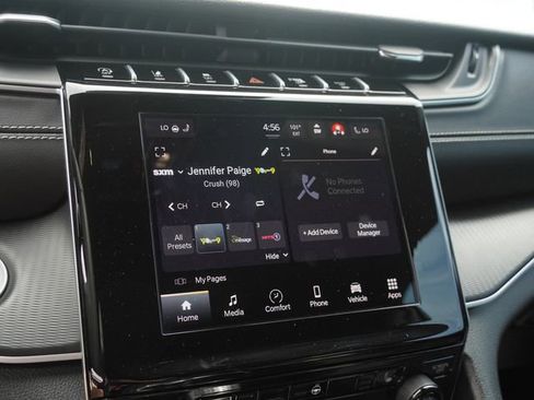 Used 2024 Jeep Grand Cherokee Altitude AWD/4WD image 23