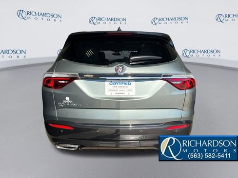 Used 2022 Buick Enclave Essence image 4