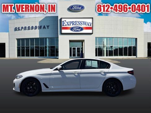Used 2022 BMW 530i xDrive w/ M Sport Package AWD/4WD image 8