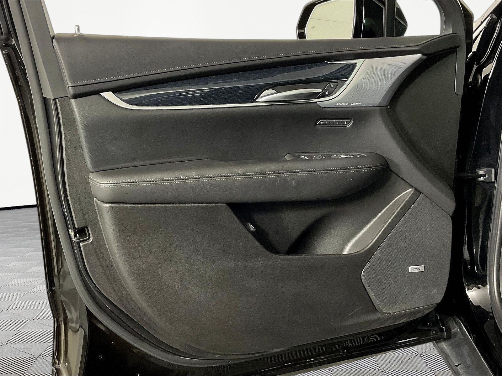 Certified 2024 Cadillac XT5 Premium Luxury FWD image 20