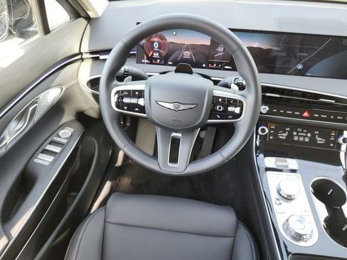 Used 2026 Genesis GV70 2.5T AWD/4WD image 17