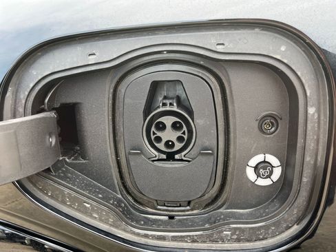 Used 2023 Ford Mustang Mach-E GT image 22