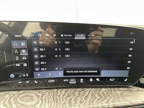 Used 2025 Audi Q5 Premium w/ Convenience Package AWD/4WD image 16