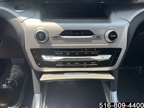 Used 2022 Ford Explorer XLT w/ Equipment Group 202A AWD/4WD image 20