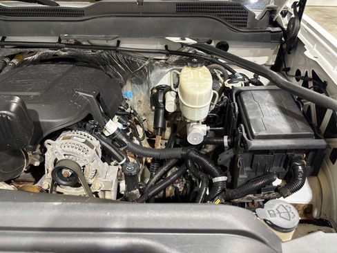 Used 2015 Chevrolet Silverado 3500 LT w/ LT Fleet Convenience Package AWD/4WD image 25