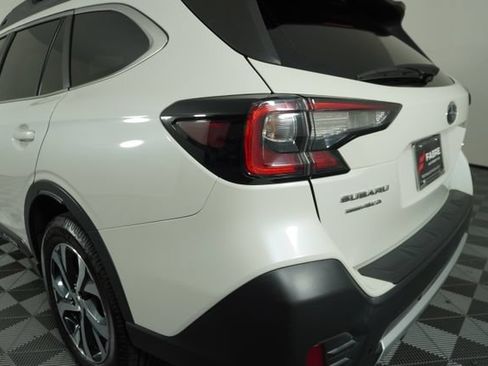 Certified 2021 Subaru Outback Limited AWD/4WD image 12
