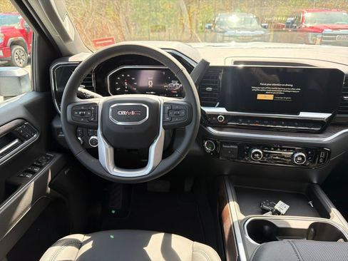 New 2026 GMC Sierra 3500 SLT w/ SLT Convenience Package AWD/4WD image 14