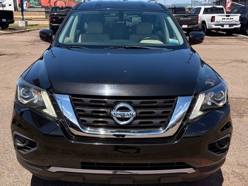 Used 2017 Nissan Pathfinder S FWD image 11