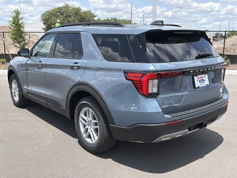 New 2026 Ford Explorer Active w/ Active Comfort Package RWD image 6