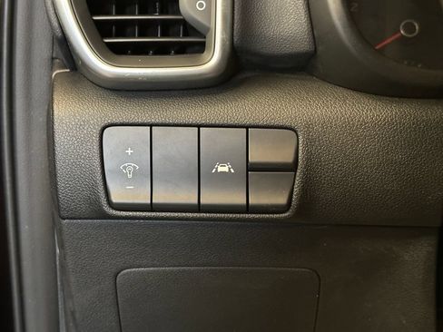 Used 2020 Kia Sportage LX AWD/4WD image 18