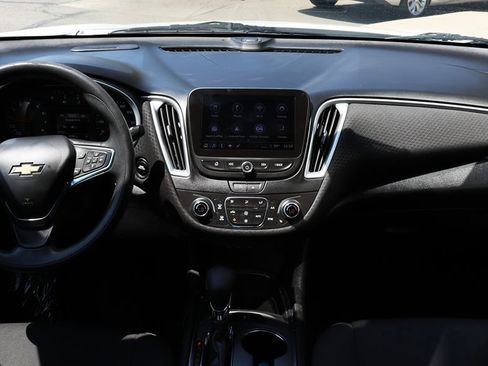 Used 2023 Chevrolet Malibu LT FWD image 32