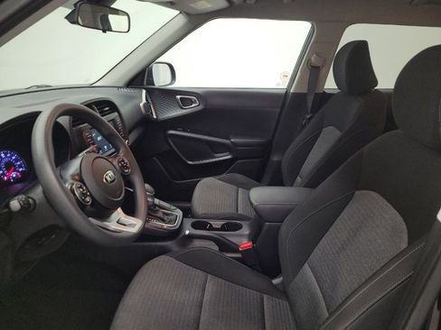 Used 2021 Kia Soul S image 17