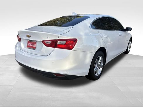 Used 2024 Chevrolet Malibu LT image 4