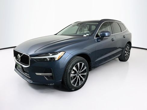 Used 2023 Volvo XC60 B5 Core w/ Climate Package AWD/4WD image 3
