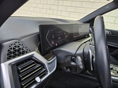 Used 2024 BMW X5 xDrive40i w/ Parking Assistance Package image 15