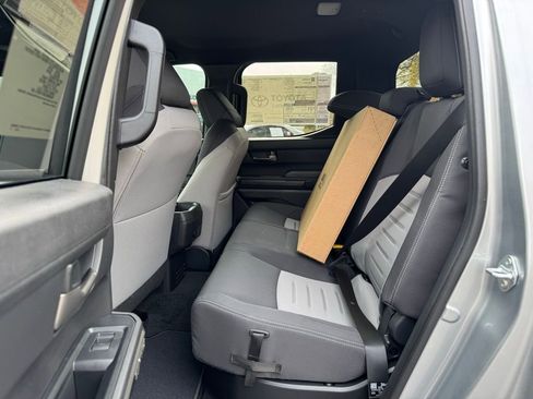 New 2025 Toyota Tacoma TRD Off-Road image 9