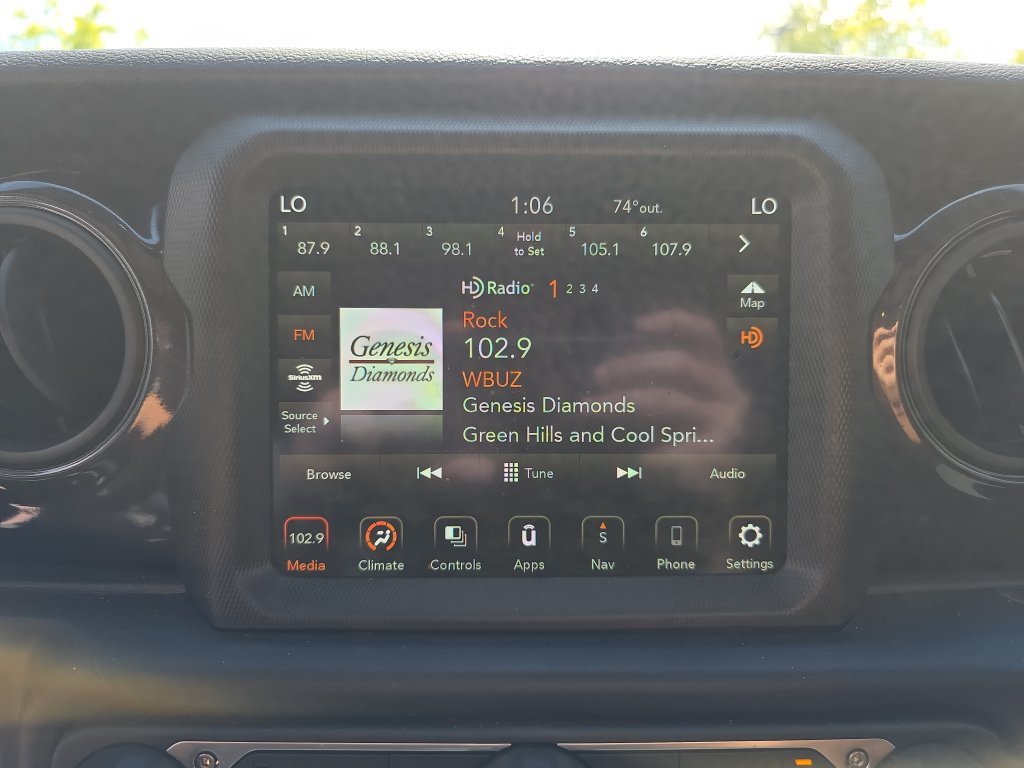 Used 2022 Jeep Gladiator Sport AWD/4WD image 30