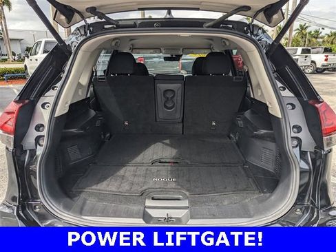 Used 2019 Nissan Rogue SV image 7