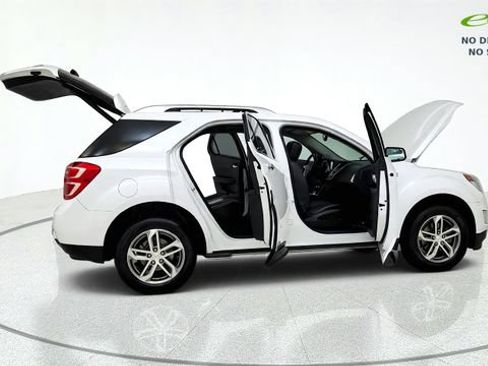 Used 2017 Chevrolet Equinox Premier w/ Enhanced Convenience Package FWD image 19
