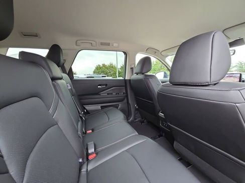 New 2026 Nissan Pathfinder SL AWD/4WD image 29