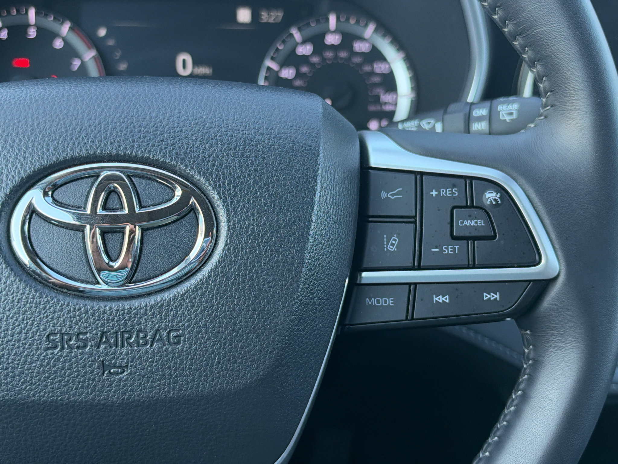 Used 2026 Toyota Highlander XLE AWD/4WD image 29