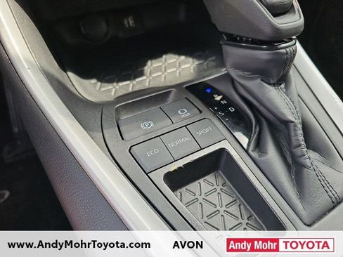 Used 2024 Toyota RAV4 LE image 21