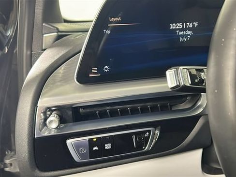 Used 2024 Cadillac Lyriq Sport RWD image 19