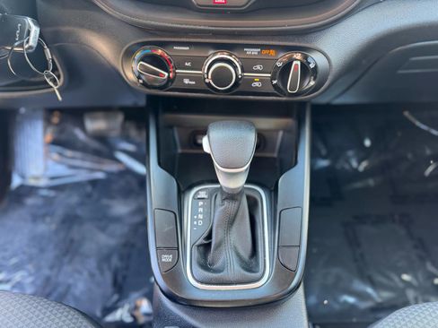 Used 2023 Kia Soul LX w/ Option Group 015 image 19