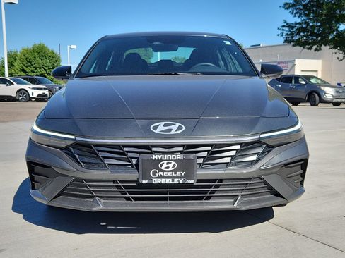 Used 2026 Hyundai Elantra Sport FWD image 8