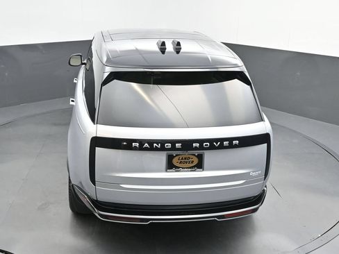Used 2025 Land Rover Range Rover Long Wheelbase Autobiography AWD/4WD image 39