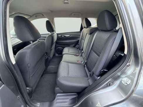 Used 2020 Nissan Rogue S AWD/4WD image 22