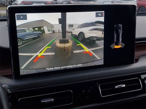 Certified 2023 Lincoln Nautilus Reserve image 26