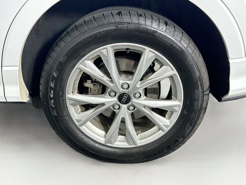 Used 2025 Audi Q3 2.0T Premium AWD/4WD image 11