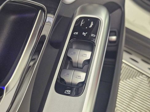 New 2025 Mercedes-Benz GLC 63 AMG S image 17